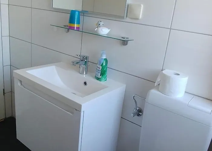 Haus Abendsonne Hochparterre Klein Koblencja